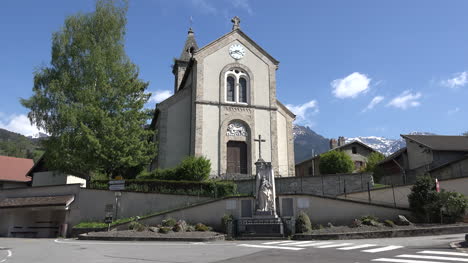 Frankreich-Revel-Belledonne-Kirche-Zoomen-Sie-Schnitzen