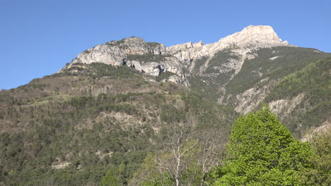 Francia-Vista-A-La-Montaña-En-Los-Alpes-De-Alta-Provenza