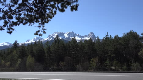 France-Peak-In-The-Alps-Near-Barcelonette-Zoom-In