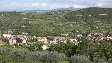 Italy-Hills-And-Buildings-Near-Verona
