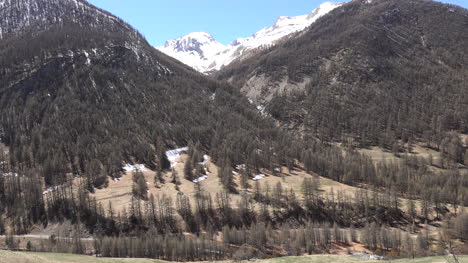 Italien-Schneebedeckte-Berge-An-Der-Maddalena-Passstraße