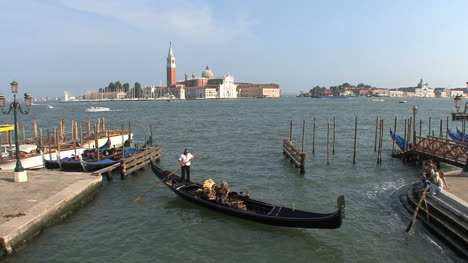 Venice-Gondola-and-church