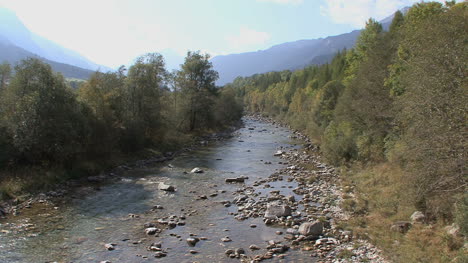 Switzerland-Hinter-Rein-Scene