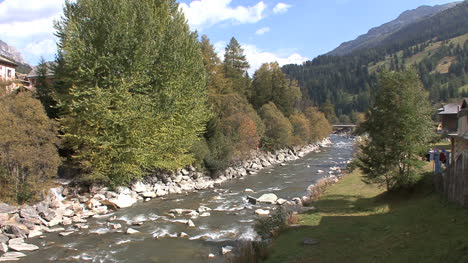 Schweiz-Rhein-Bei-Splugen