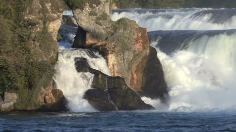 Switzerland-Rhine-Falls-at-rocks