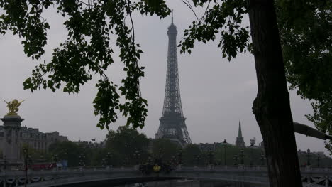 Paris-Eiffel-Tower-framed-in-leaves