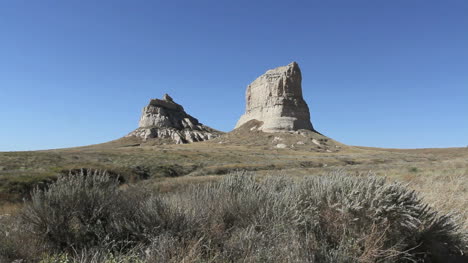 Nebraska-Courthouse-Rock-and-Jail-Rock