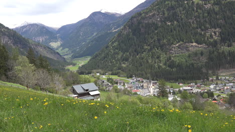 Österreich-Kirche-Im-Bergtaldorf