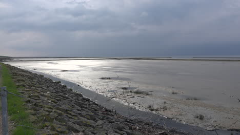 Alemania-Cambia-De-Luz-En-Las-Piscinas-Del-Mar-De-Wadden