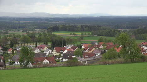 Deutschland-Rote-Dächer-Auf-Häusern-In-Der-Stadt