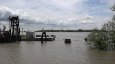 Louisiana-Mississippi-River-Fähranlegestelle