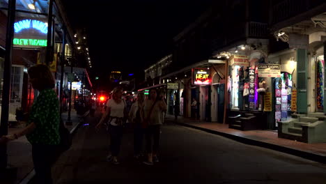 Noche-De-Nueva-Orleans-En-Bourbon-Street