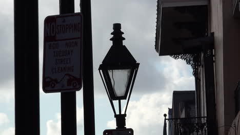 Luz-De-Calle-De-Nueva-Orleans