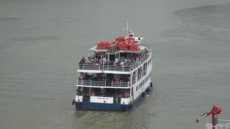 Panama-view-of-excursion-boat-in-canal