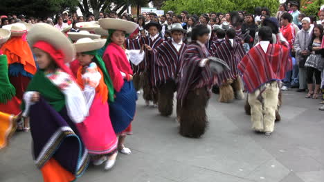 Ecuador-dance