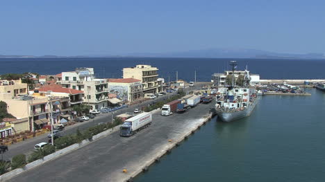 Chios-town-harbor