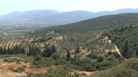 Hills-and-valleys-near-Nemea