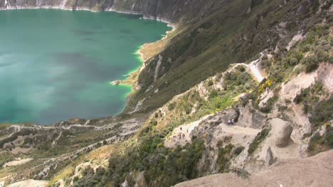 Ecuador-Pfad-Zum-Quilatoa-Kratersee