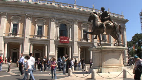 Rome-equestrian-statue-of-Marcus-Aurelius