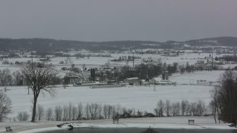 Paisaje-Cubierto-De-Nieve