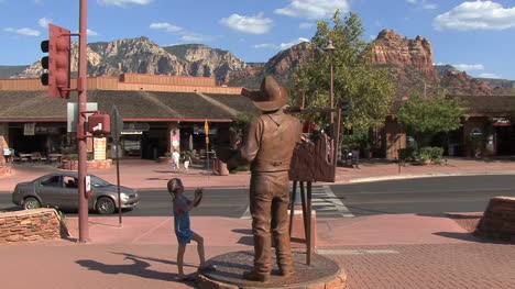Arizona-Sedona-Statue-Von-Cowboy-Und-Gril