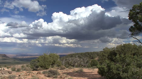 Arizona-Ansicht-Mit-Wolken