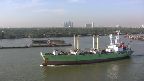 Bangkok-Chao-Phraya-Flussschiff