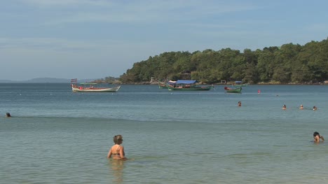 Nadadores-De-Camboya