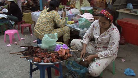 Mujer-Del-Mercado-De-Camboya