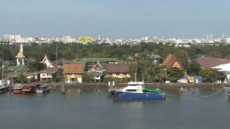 Siedlung-Am-Fluss-Chao-Phraya