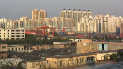Guangzhou-Docks-Und-Gebäude