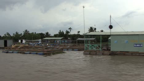 Siedlung-Am-Mekong