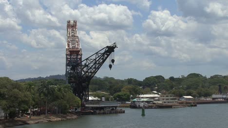 Muelle-De-Carga-Del-Canal-De-Panamá