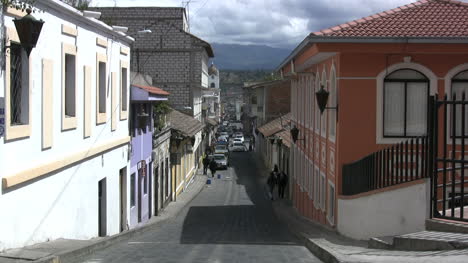 Una-Calle-De-La-Ciudad-En-Ecuador