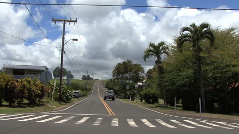 Hawaii-LKW-Auf-Der-Autobahn-Bei-Honomu-2