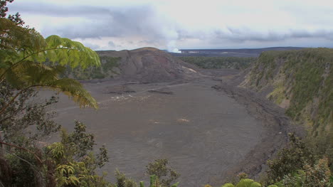 Hawaii-Kilauea-Iki-Krater-2