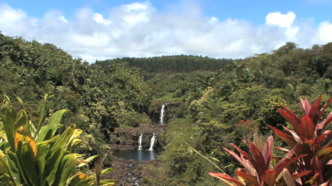Hawaii-Blick-Auf-Die-Umauma-Falls-2