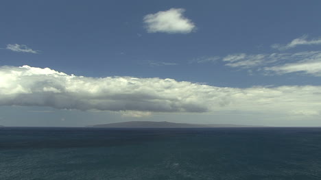 Distant-view-of-Kahoolawe