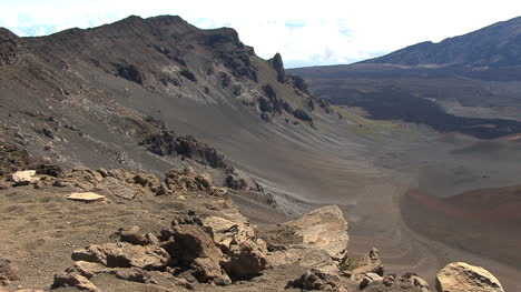 Maui-Zerklüftete-Aussicht-Haleakala-Krater-2