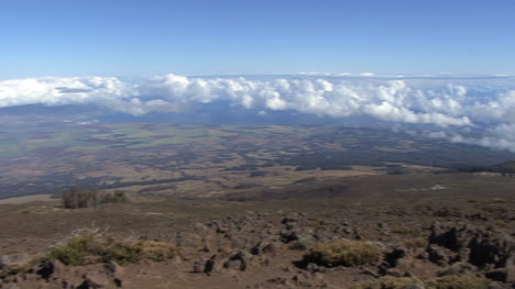 Sartenes-De-Maui-Vista-De-La-Isla-Desde-Haleakala