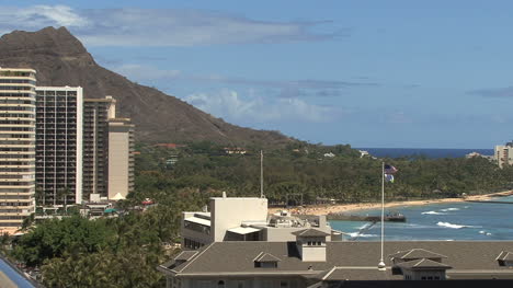 Hoteles-De-Waikiki-Y-Bandera-Y-Cabeza-De-Diamante