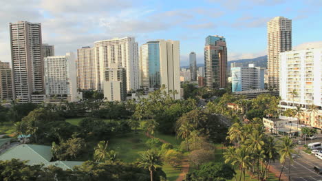 Parque-De-Honolulu-Y-Edificios-Altos