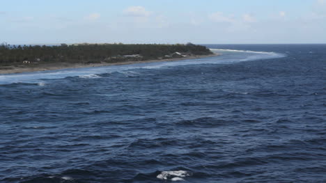Rangiroa-Atoll-Mit-Vogel