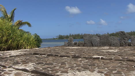 Sartenes-Huahine-Plataforma-De-Piedra