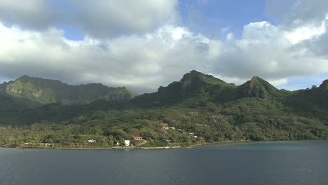 Huahine-view-18