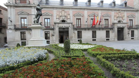 Madrid-Plaza-De-La-Villa-2