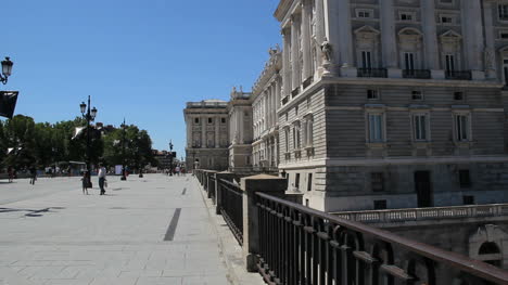 Madrid-Königspalast-Platz-1