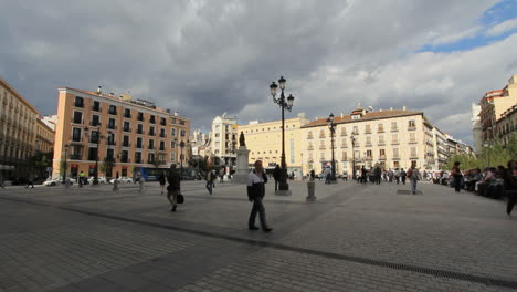 Madrid-Plaza-Isabella-2-2473