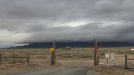 Colorado-Blut-Christi-Durch-Das-Tor-Unter-Der-Wolke-Sx