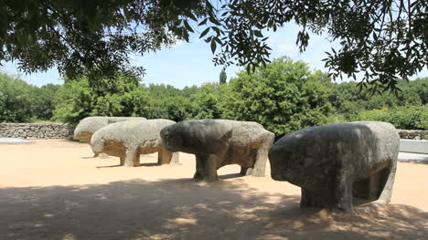 Spain-Castile-Celtiberian-stone-bulls-4